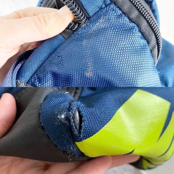 🧤SOLD🧤Nike Navy Blue Neon Green Duffle Gym Bag - Picture 8 of 8